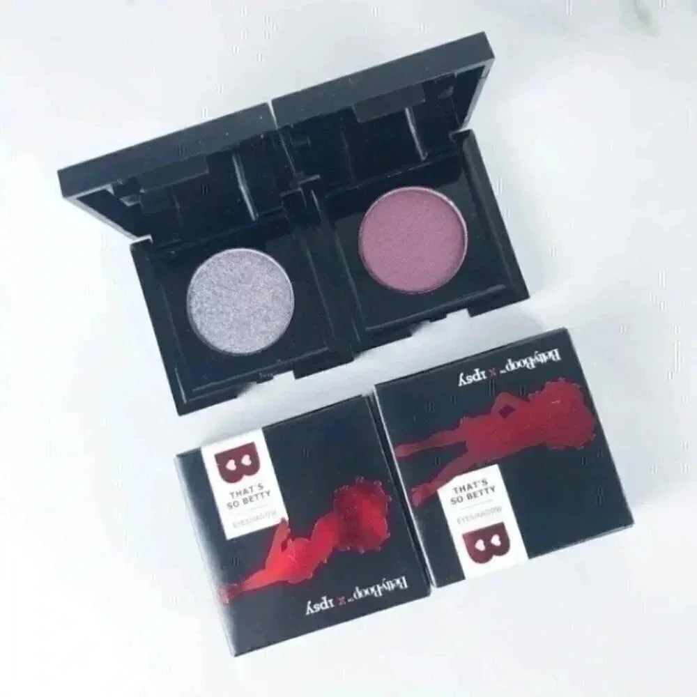 Betty Boop That's So Betty Eyeshadow x2